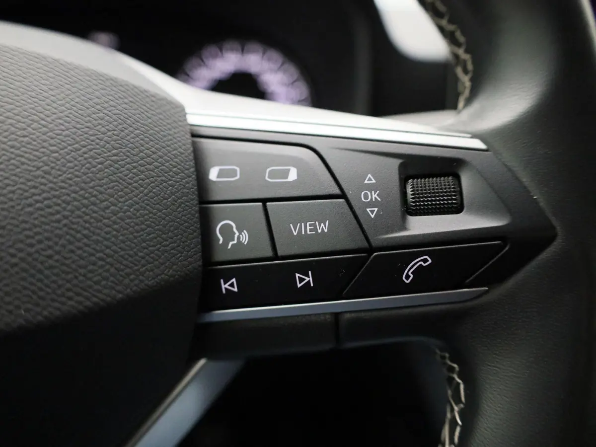 1.0 TSI Reference | LED | CLIMATE CONTROL | APPLE CARPLAY / ANDROID AUTO