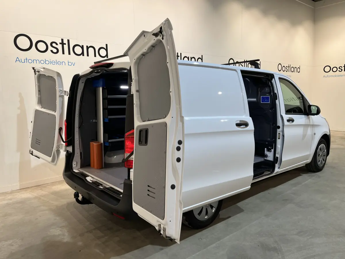 114 CDI Lang / Euro 6 / Servicebus / Sortimo inrichting / Airco / Cruise Control / Trekhaak / PDC / 3-Zits /