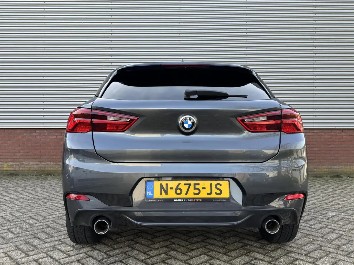 sDrive20i High Executive M Sport 192pk|Pano|Head-Up|Alcantara|Automaat|