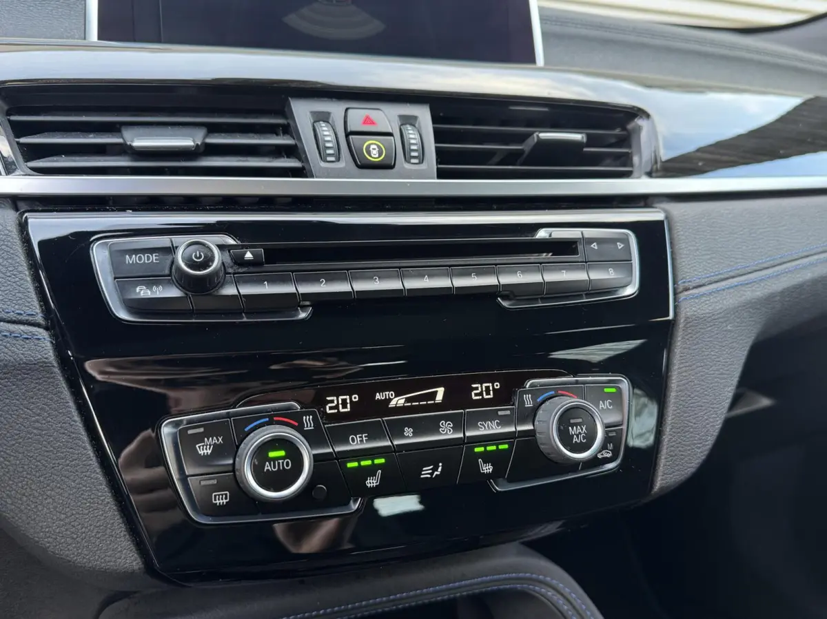 sDrive20i High Executive M Sport 192pk|Pano|Head-Up|Alcantara|Automaat|