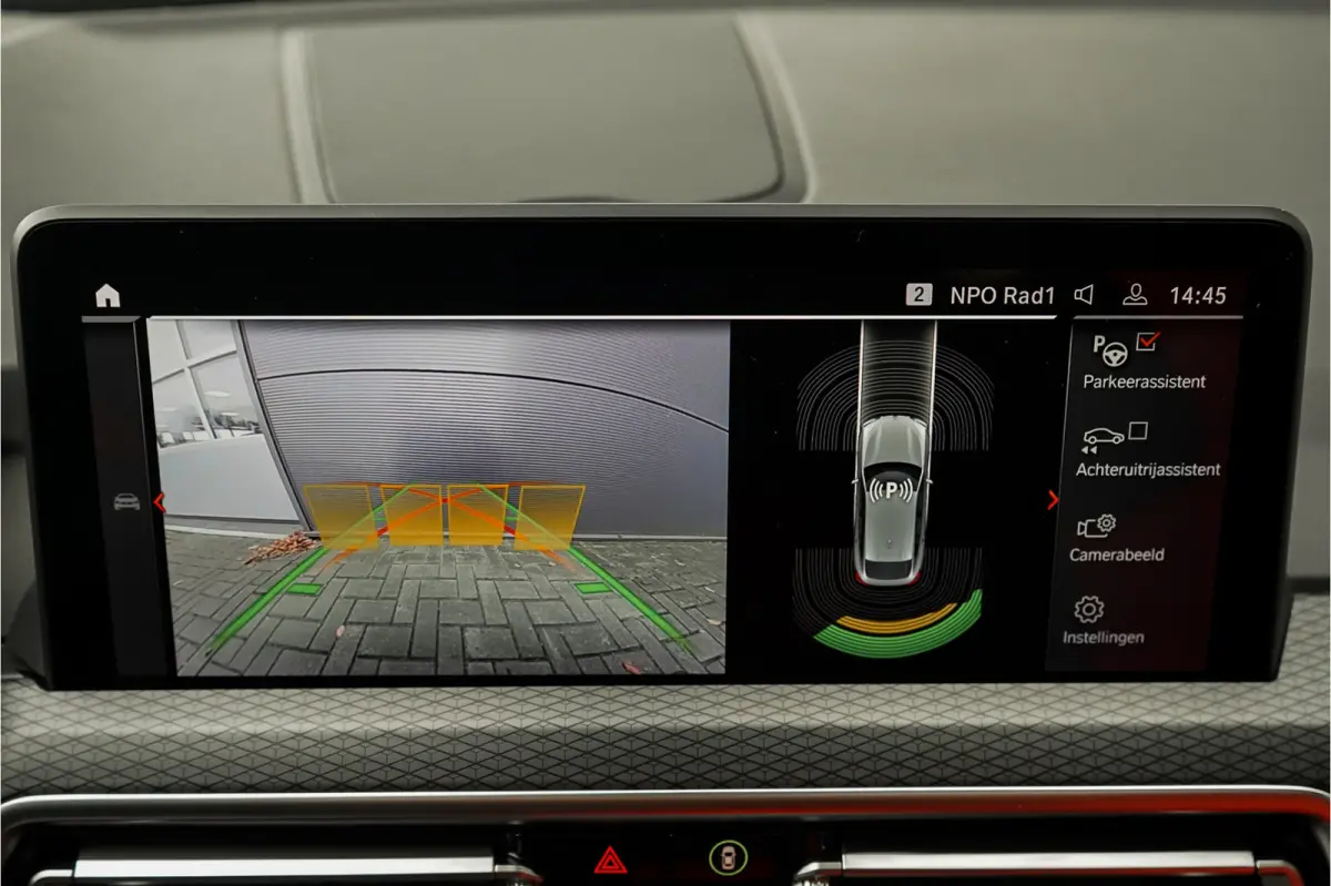 xDrive20i M-Sport Pano Laser Stuurverw Trekhaak Individual 20"
