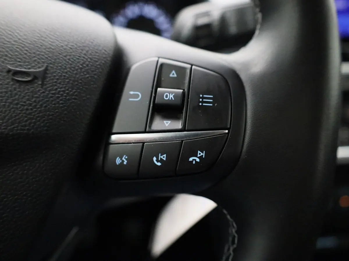 1.0 EcoBoost Titanium | NAVIGATIE | CRUISE CONTROL | PARKEERSENSOREN