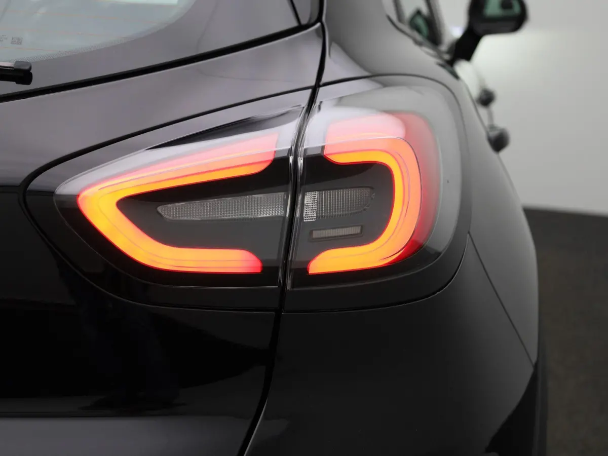 1.0 EcoBoost Titanium | NAVIGATIE | CRUISE CONTROL | PARKEERSENSOREN
