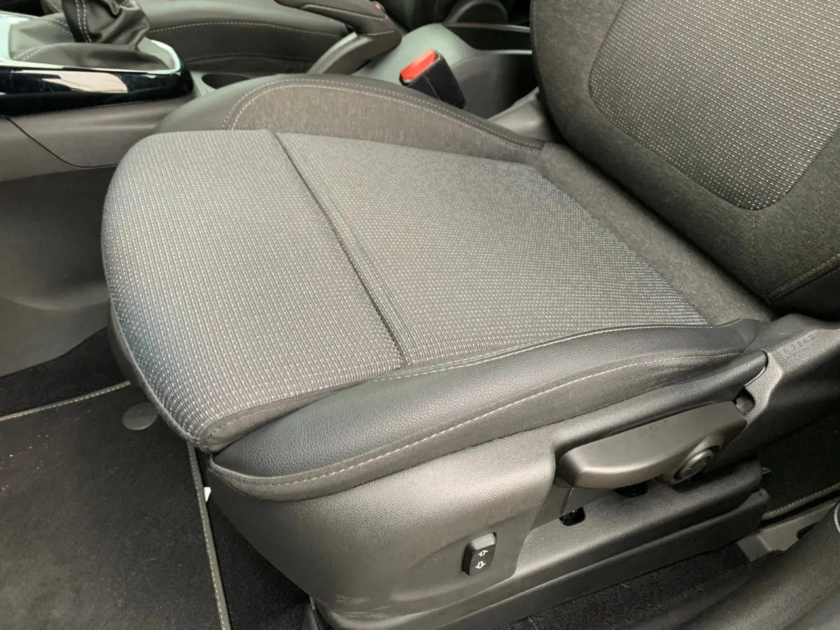 1.2 Turbo Elegance Airco | AGR-Stoel | Camera | Cruise Control | DAB | LMV 16" | Trekhaak Afneembaar |