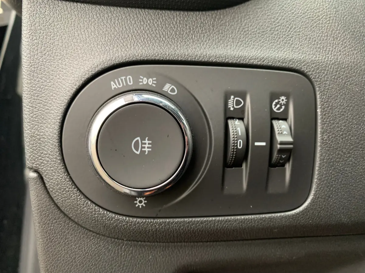 1.2 Turbo Elegance Airco | AGR-Stoel | Camera | Cruise Control | DAB | LMV 16" | Trekhaak Afneembaar |