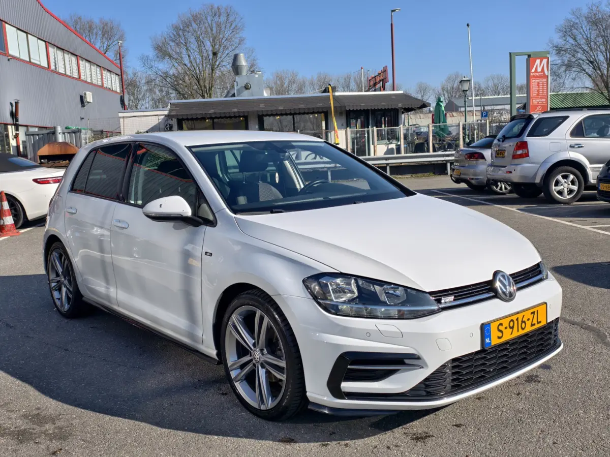 1.0 TSI Highline / R-LINE / NAP / NAVI / SP VLG / OHB /