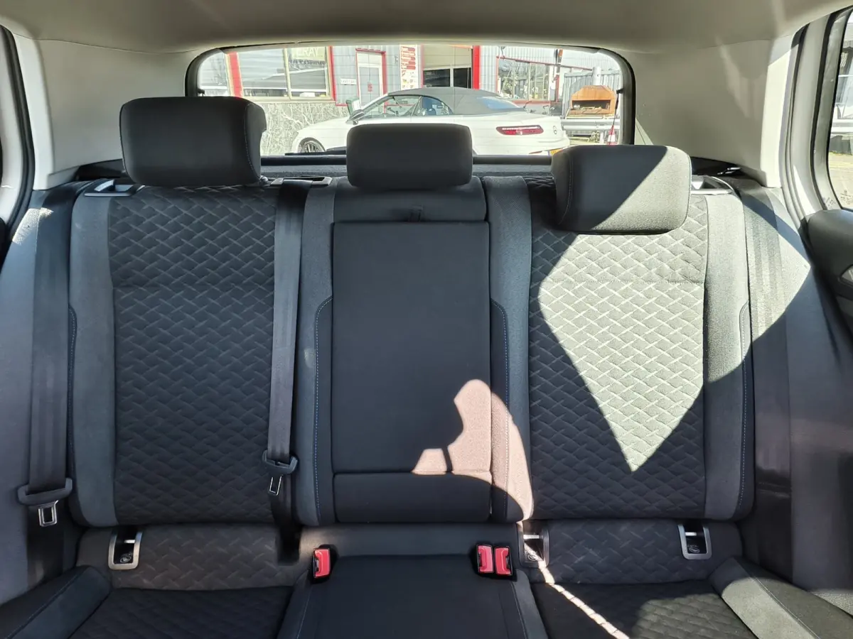1.0 TSI Highline / R-LINE / NAP / NAVI / SP VLG / OHB /