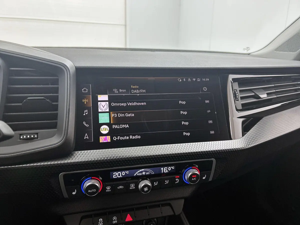 30 TFSI Advanced edition 116 PK | Automaat | Climate Control | stoelverwarming | Apple Carplay | Digitale dashboard | 16 inch lichtmetalenvelgen |