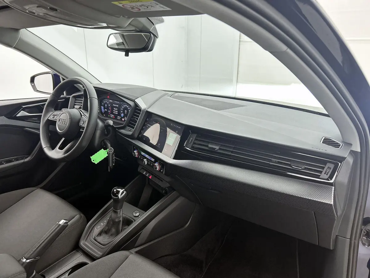 30 TFSI Advanced edition 116 PK | Automaat | Climate Control | stoelverwarming | Apple Carplay | Digitale dashboard | 16 inch lichtmetalenvelgen |