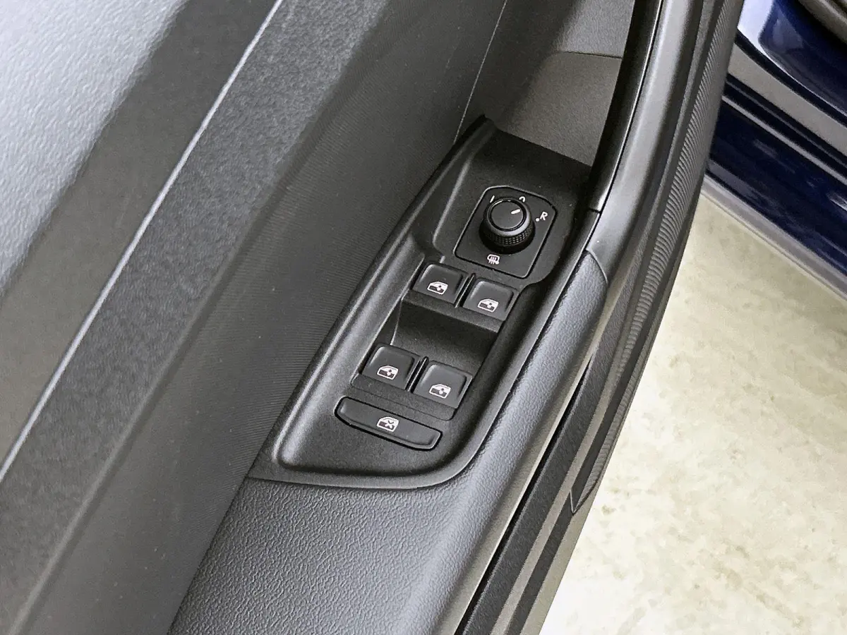 30 TFSI Advanced edition 116 PK | Automaat | Climate Control | stoelverwarming | Apple Carplay | Digitale dashboard | 16 inch lichtmetalenvelgen |