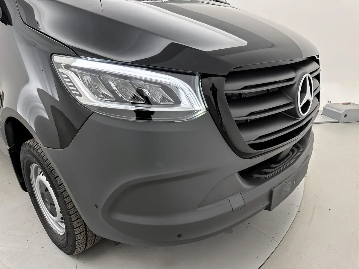 319 1.9 CDI L2H2 Pro Navigatie Parkeerpakket Stoelverwarming Trekhaak Led high performance