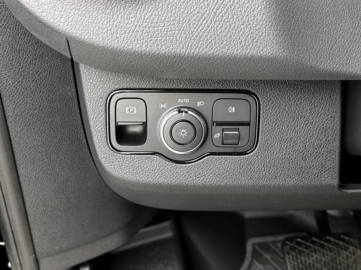 319 1.9 CDI L2H2 Pro Navigatie Parkeerpakket Stoelverwarming Trekhaak Led high performance