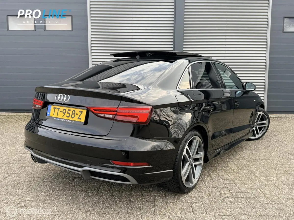 30 TFSI Sport S Line Edition