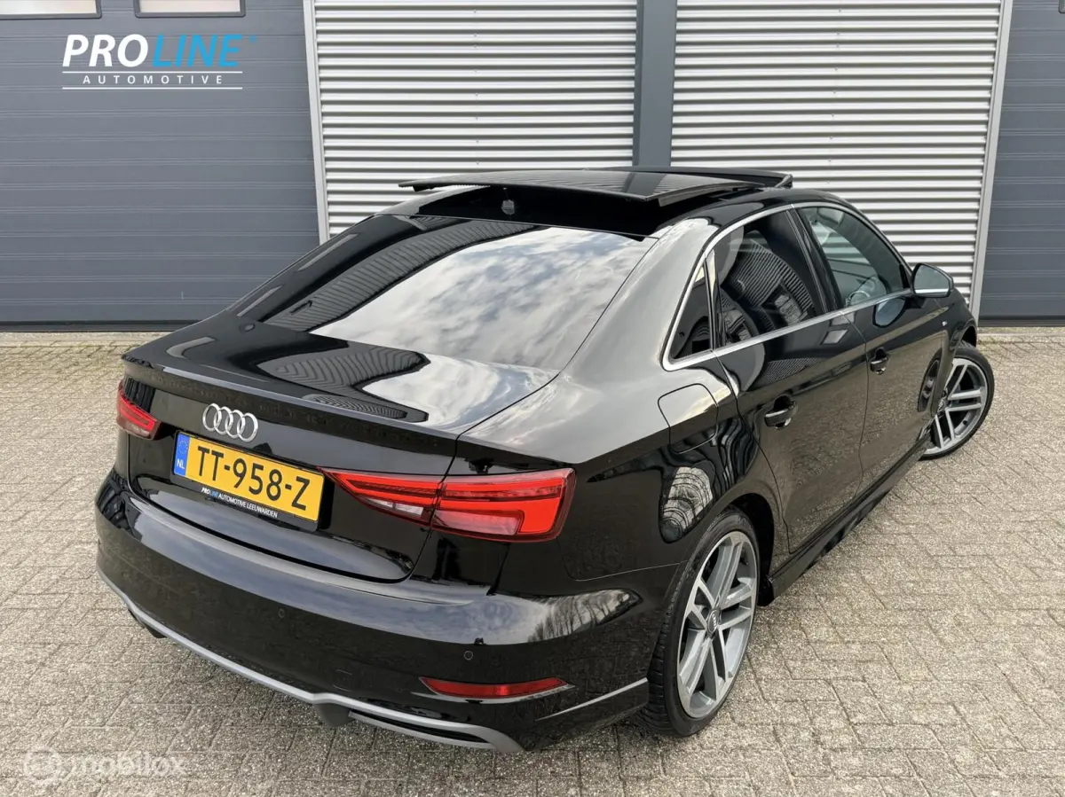30 TFSI Sport S Line Edition