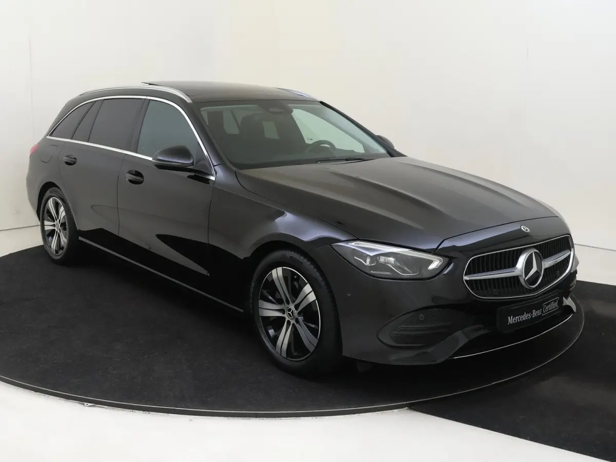 180 Luxury Line / Stoelverwarming / Achteruitrijcamera / Trekhaak /