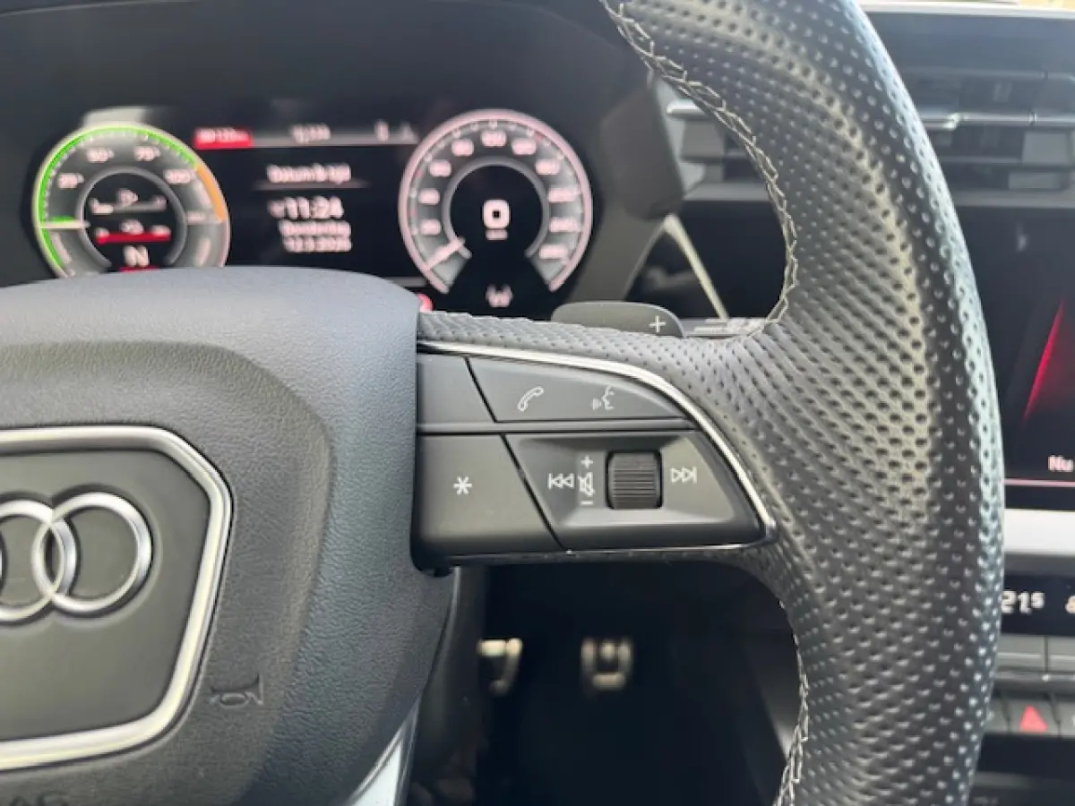 40 TFSI e Edition S-line,Leder/Alcantara,Virtueel/Camera,Carplay,Navigatie,Cruisecontrol