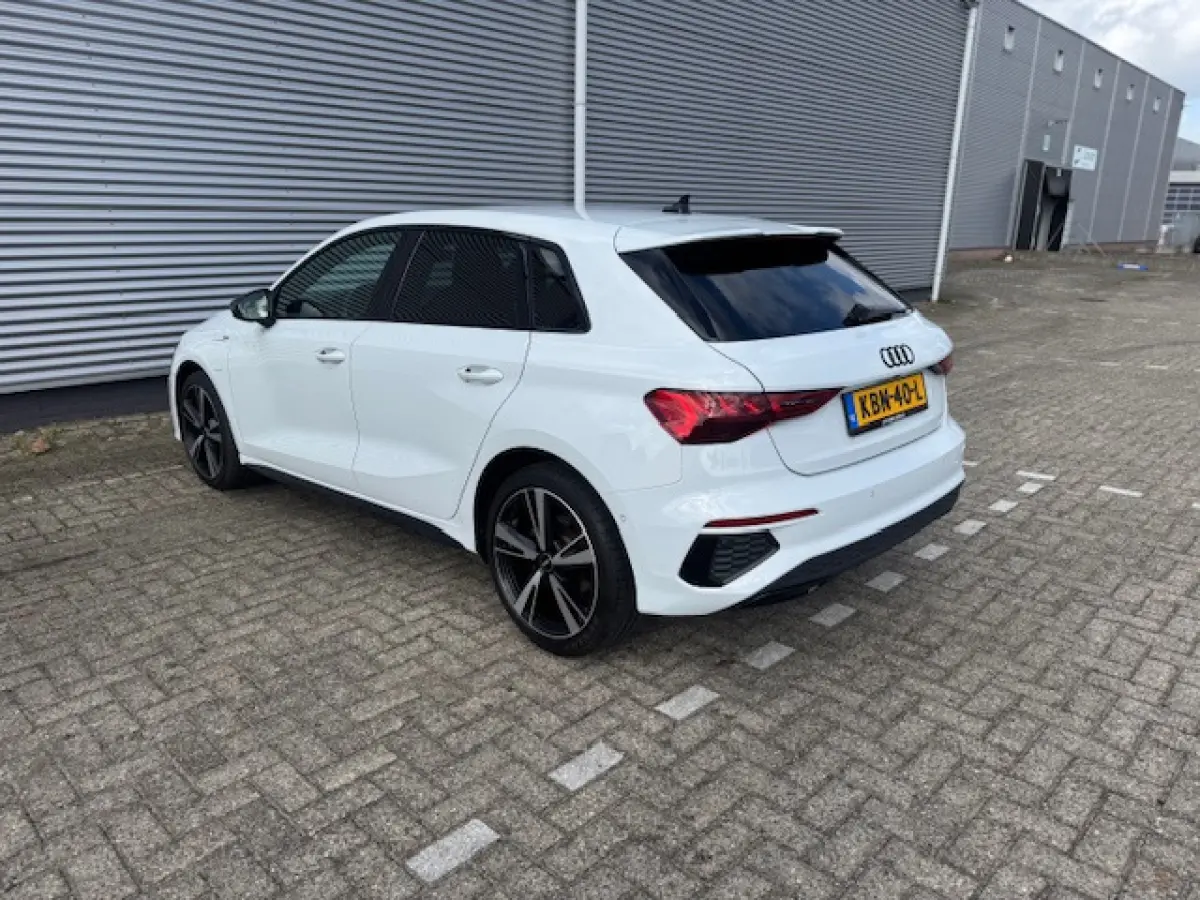 40 TFSI e Edition S-line,Leder/Alcantara,Virtueel/Camera,Carplay,Navigatie,Cruisecontrol