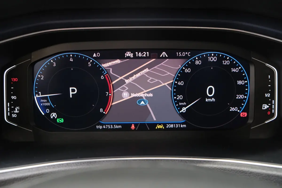 1.5 TSI Sport Business R-Line Automaat - Airco, Cruise, Panodak, Carplay, Virtual Display, PDC, Navi.