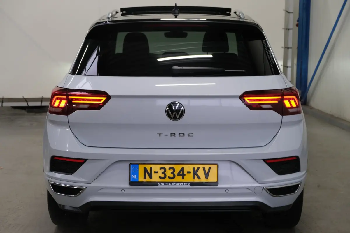 1.5 TSI Sport Business R-Line Automaat - Airco, Cruise, Panodak, Carplay, Virtual Display, PDC, Navi.
