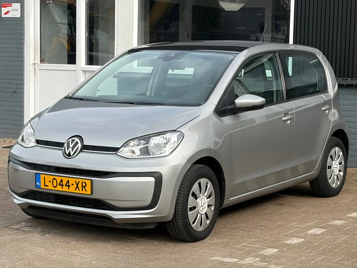 Up! 1.0 / Airco / Zwartdakje / 2021