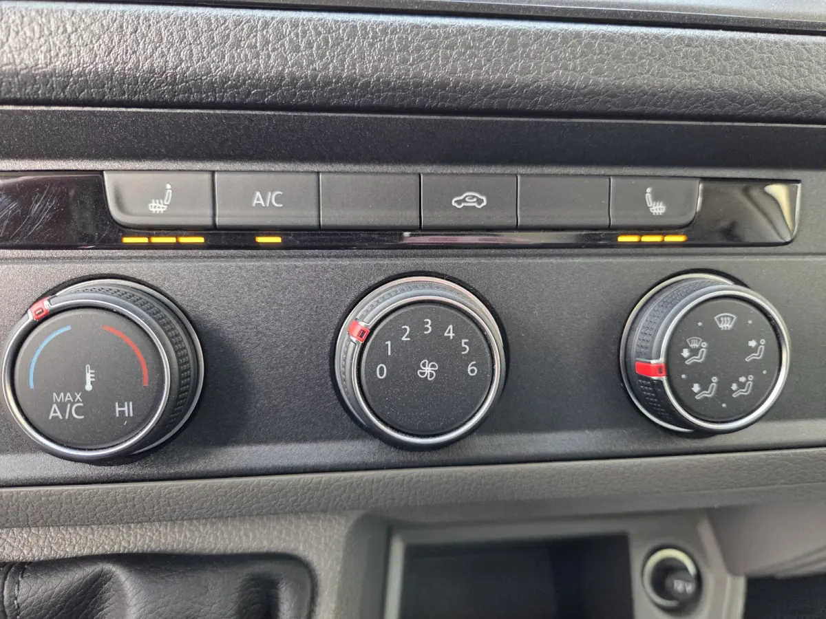 35 2.0 TDI L3 103Kw/140Pk Airco Trendline