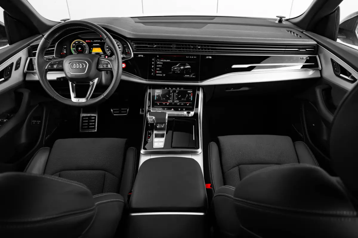 55 TFSI e quattro Pro Line S 394 PK | Trekhaak | B&O Advanced | Headup Display | Panoramadak | Elek. Verstelbare Voorstoelen | Stoelverwarming Voor + Achter