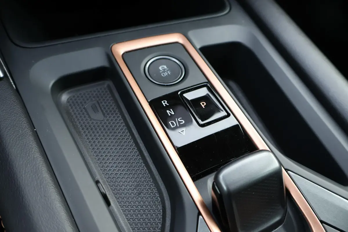 1.5 TSI e-Hybrid 204pk Business | SoH 100% | Panoramadak | Sennheiser | Stoel/ Stuurverwarming | Elektr. Bestuurderstoel | Elektr. Achterklep