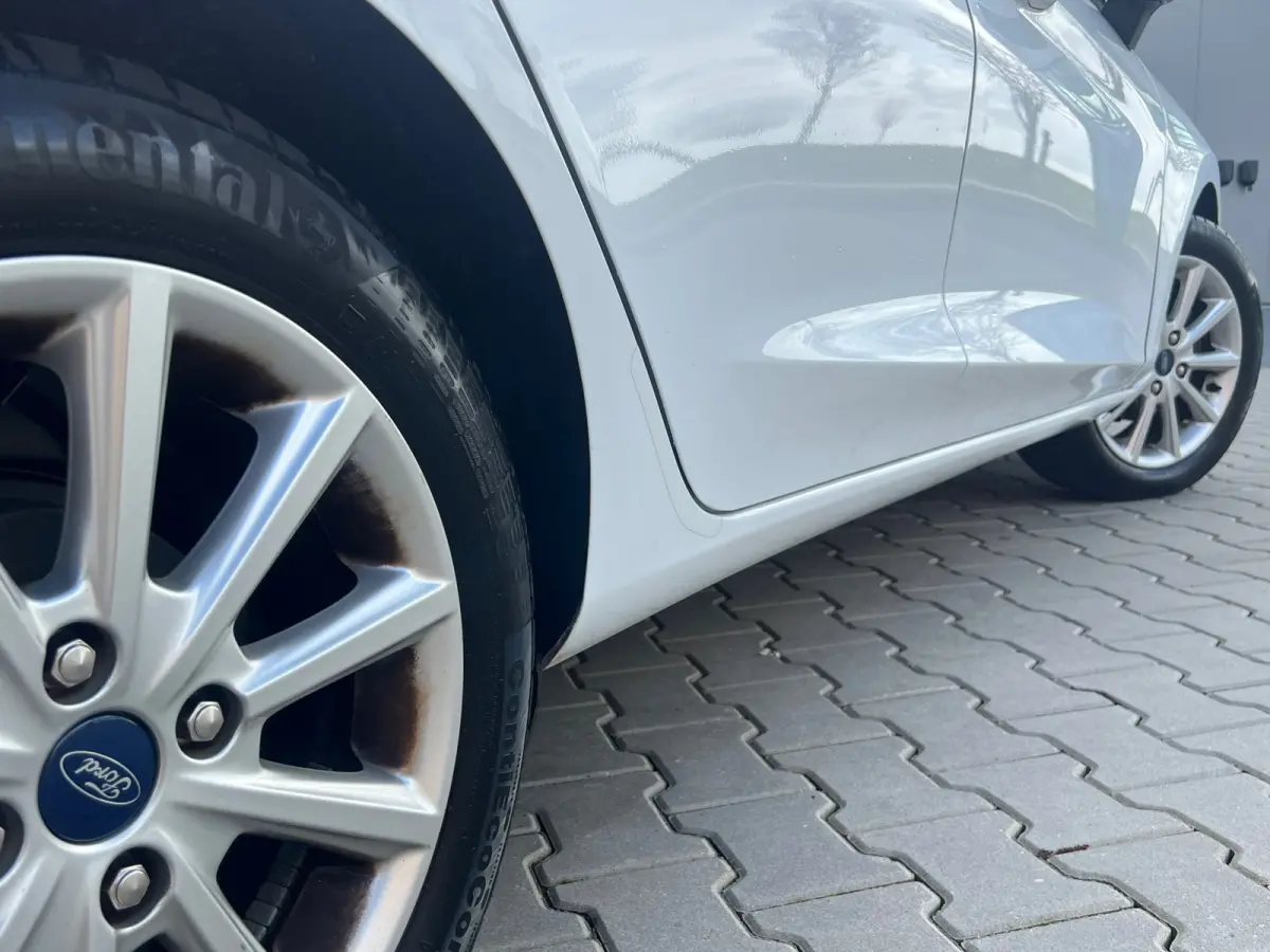 1.0 EcoBoost Titanium - Frozen White - Led/Carplay/LMV