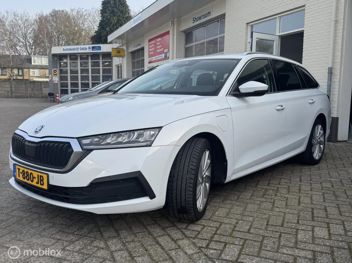 |automaat|Camera|Apple CarPlay|Keyless|