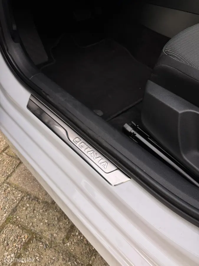 |automaat|Camera|Apple CarPlay|Keyless|