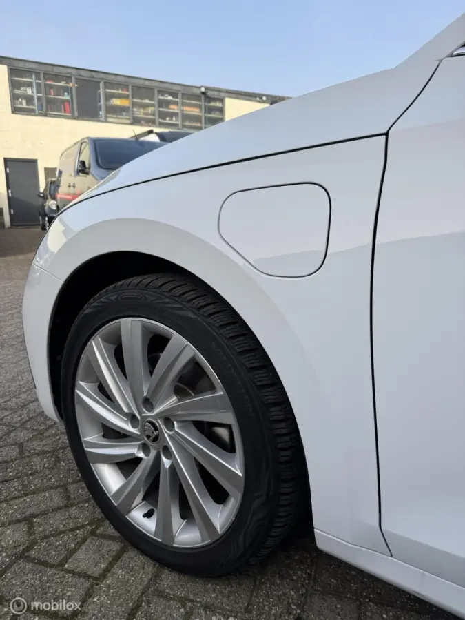|automaat|Camera|Apple CarPlay|Keyless|