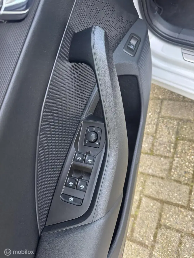 |automaat|Camera|Apple CarPlay|Keyless|