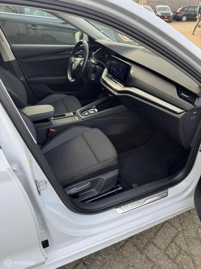 |automaat|Camera|Apple CarPlay|Keyless|