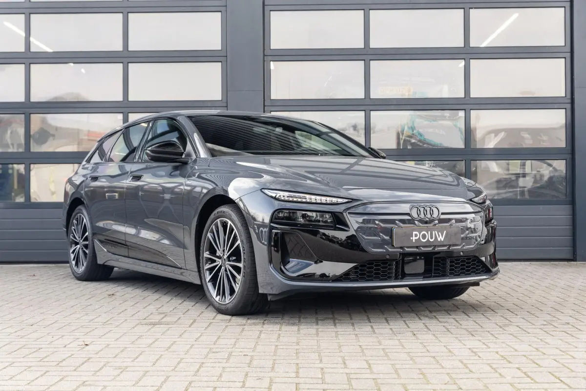 367pk Edition Performance 100 kWh | Trekhaak | Zwart Optiek
