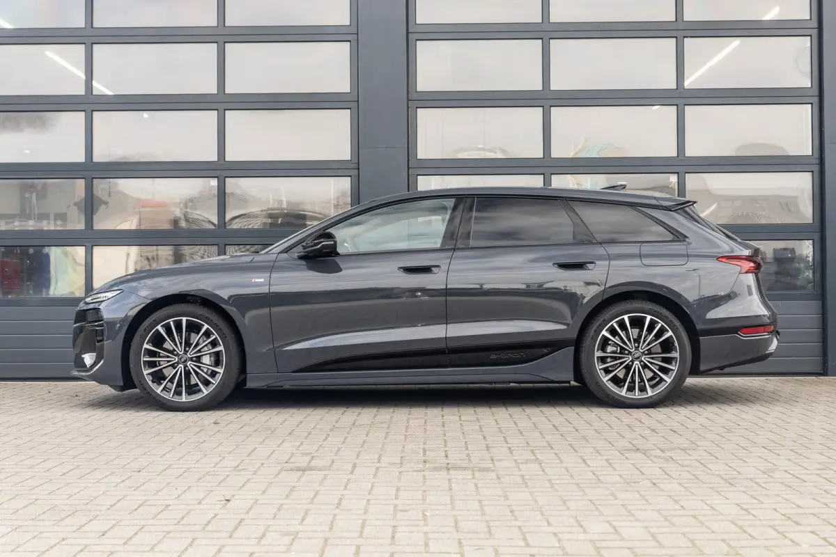 367pk Edition Performance 100 kWh | Trekhaak | Zwart Optiek
