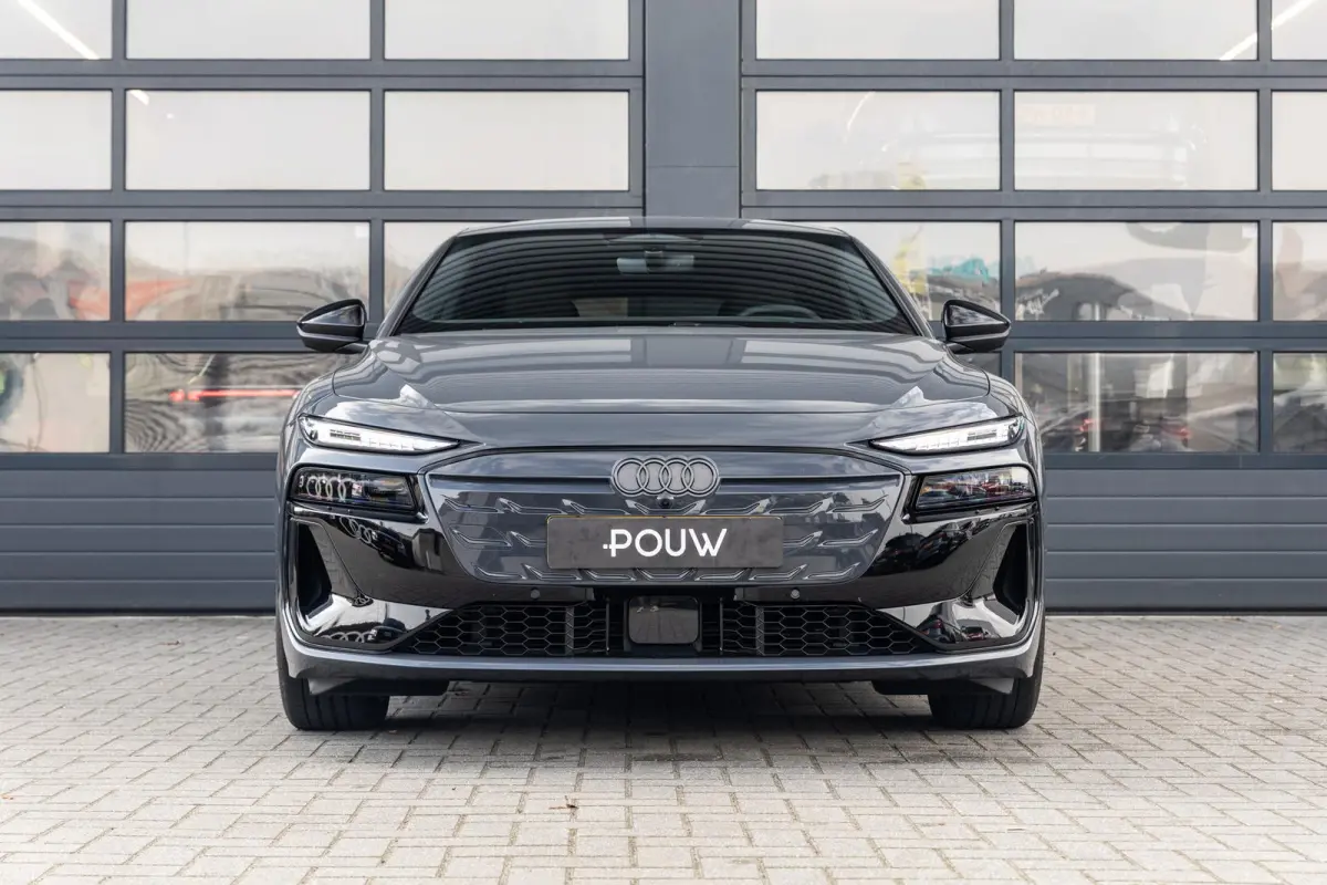 367pk Edition Performance 100 kWh | Trekhaak | Zwart Optiek