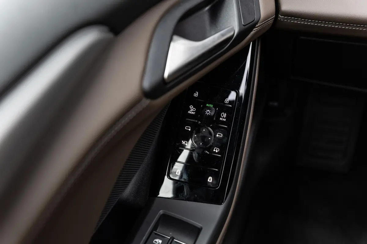 367pk Edition Performance 100 kWh | Trekhaak | Zwart Optiek