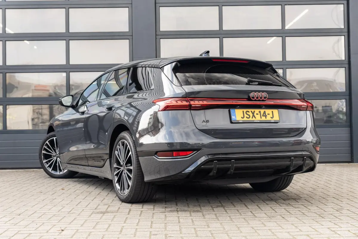 367pk Edition Performance 100 kWh | Trekhaak | Zwart Optiek