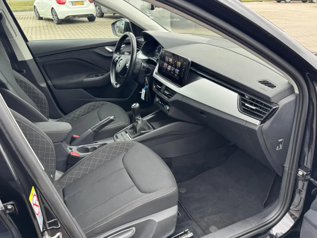 1.0 TSI Active 5 drs Apple carplay