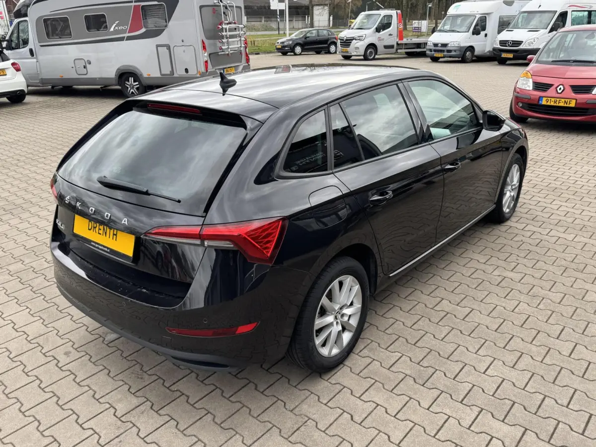 1.0 TSI Active 5 drs Apple carplay