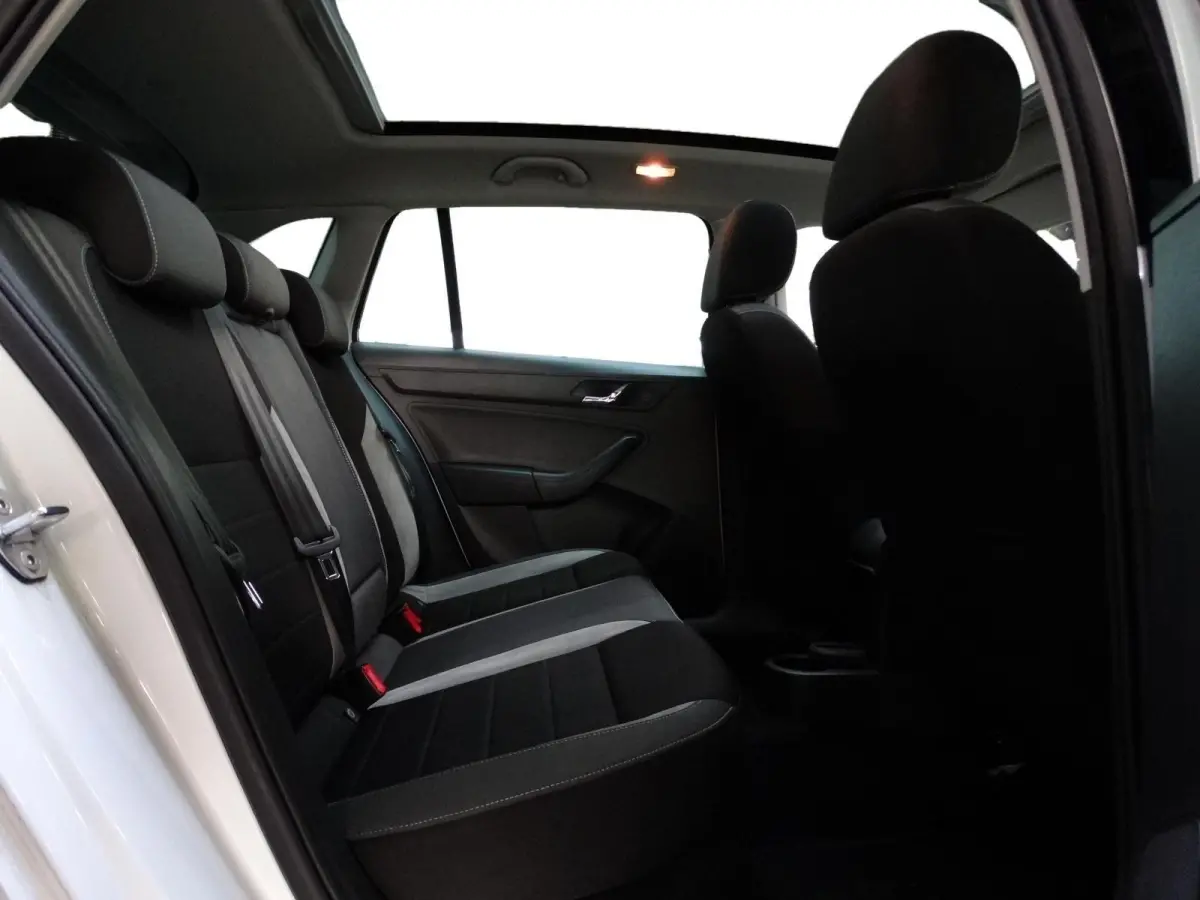 1.2 TSI Panorama / Cruise / Camera / PDC