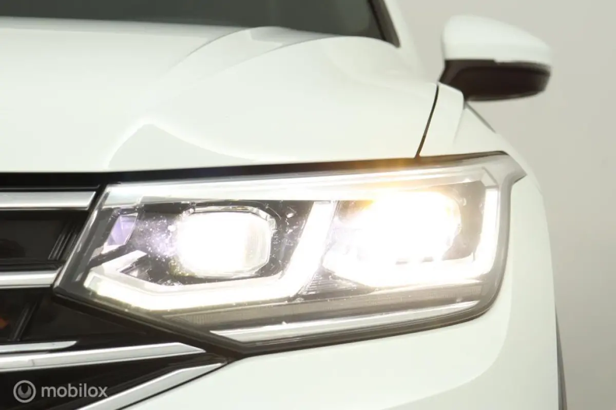 1.5 TSI R-Line 150 Pk DSG-7| Virtual | 20LMV | Exec.pakket | IQ Licht | DAB | Vol Opties | NL Auto |DEALER-STAAT