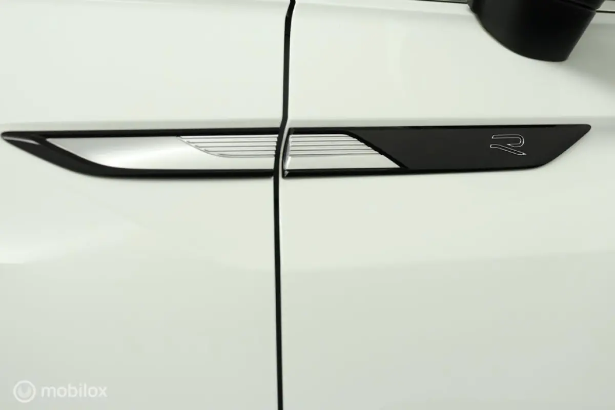 1.5 TSI R-Line 150 Pk DSG-7| Virtual | 20LMV | Exec.pakket | IQ Licht | DAB | Vol Opties | NL Auto |DEALER-STAAT