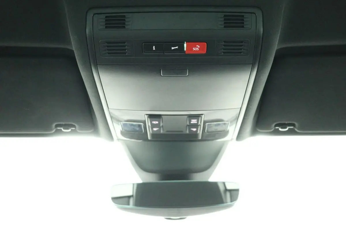 1.5 TSI R-Line 150 Pk DSG-7| Virtual | 20LMV | Exec.pakket | IQ Licht | DAB | Vol Opties | NL Auto |DEALER-STAAT