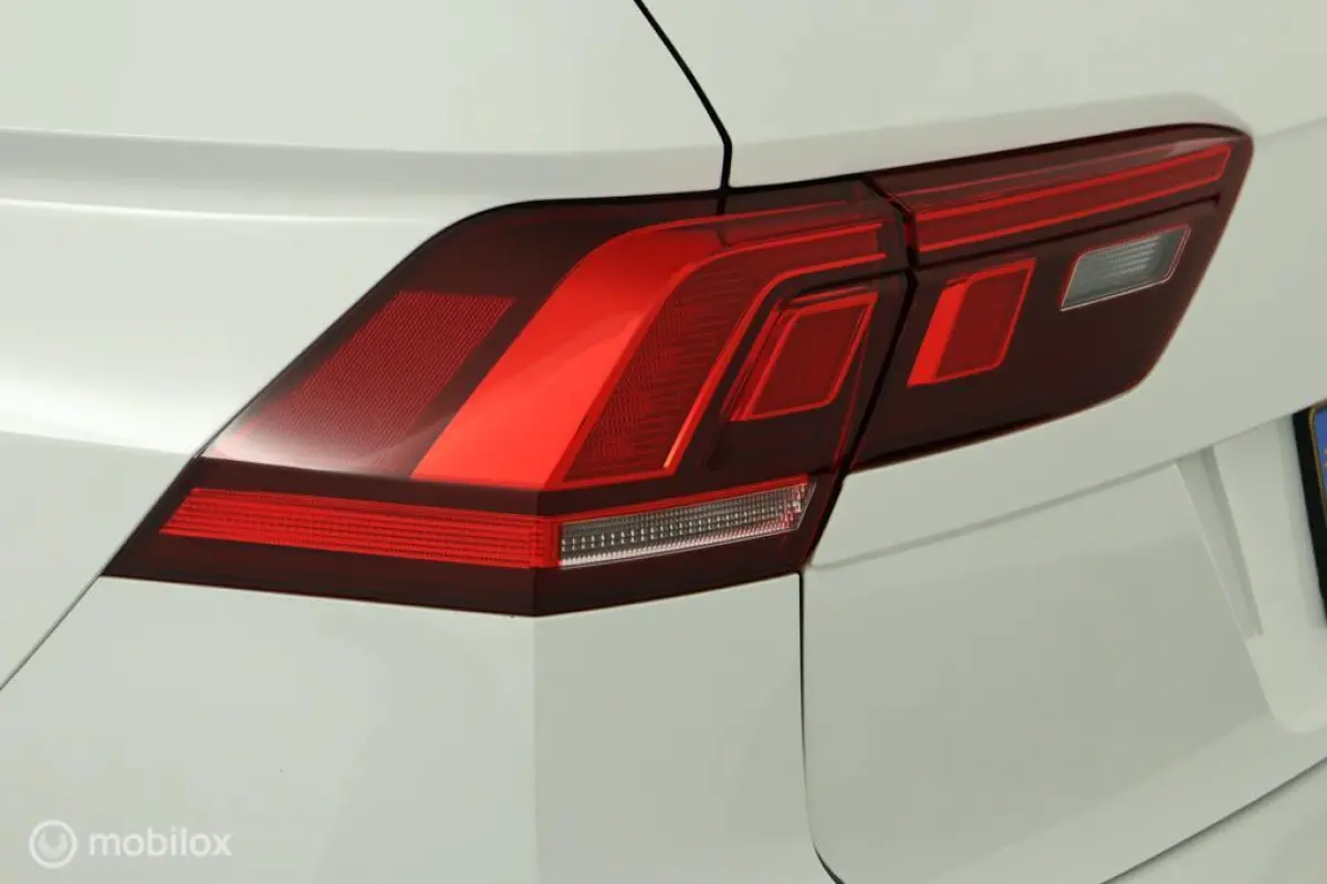 1.5 TSI R-Line 150 Pk DSG-7| Virtual | 20LMV | Exec.pakket | IQ Licht | DAB | Vol Opties | NL Auto |DEALER-STAAT