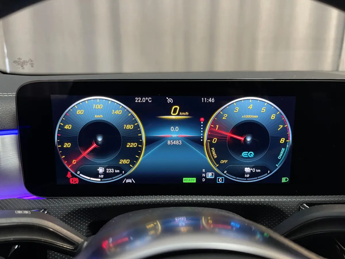 250 e Advantage AMG Line 18"/Dodehoek/Trekhaak/Camera/Sfeerverlichting/Stoelverwarming