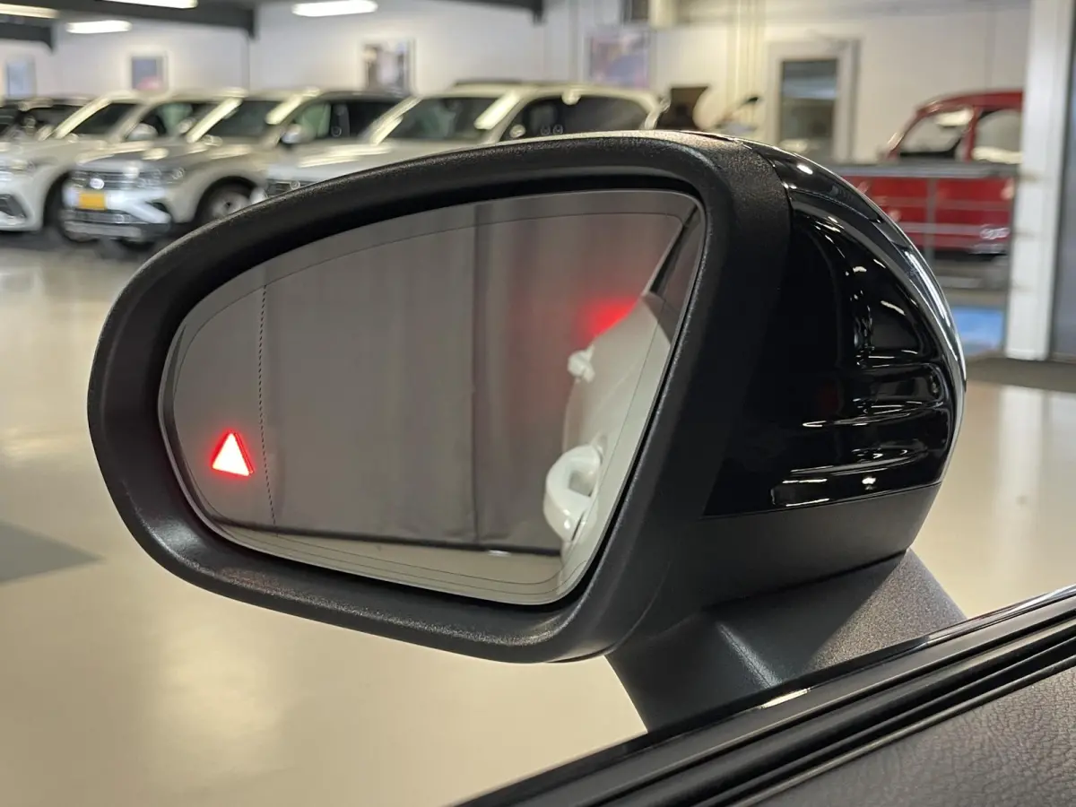 250 e Advantage AMG Line 18"/Dodehoek/Trekhaak/Camera/Sfeerverlichting/Stoelverwarming