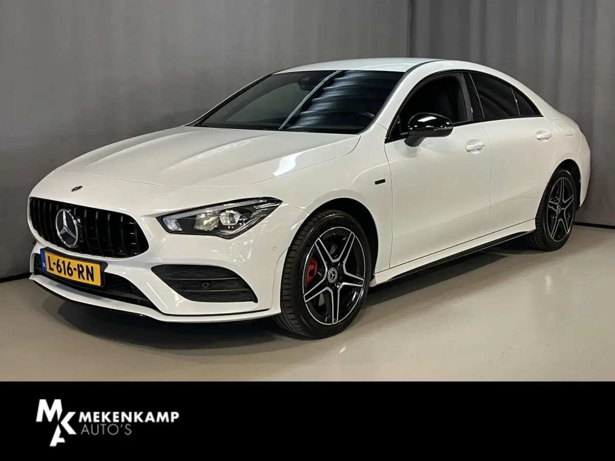 250 e Advantage AMG Line 18"/Dodehoek/Trekhaak/Camera/Sfeerverlichting/Stoelverwarming