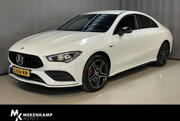 250 e Advantage AMG Line 18"/Dodehoek/Trekhaak/Camera/Sfeerverlichting/Stoelverwarming