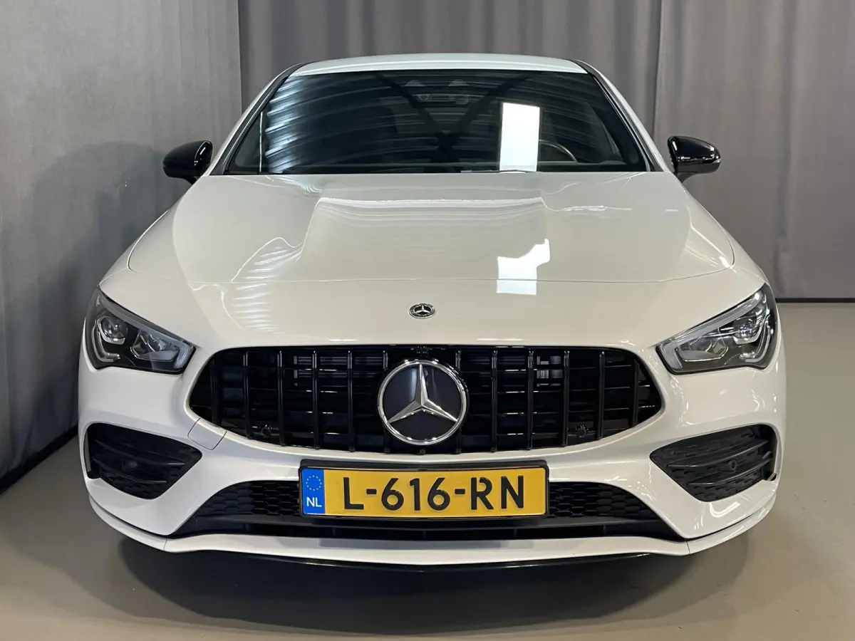 250 e Advantage AMG Line 18"/Dodehoek/Trekhaak/Camera/Sfeerverlichting/Stoelverwarming